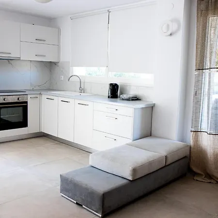 Apartment Mika Naoussa