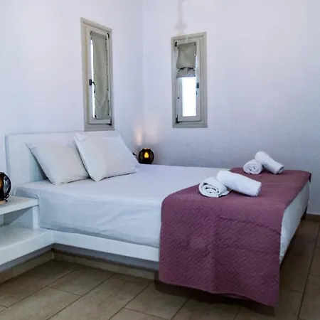 Mika アパート ナウサ