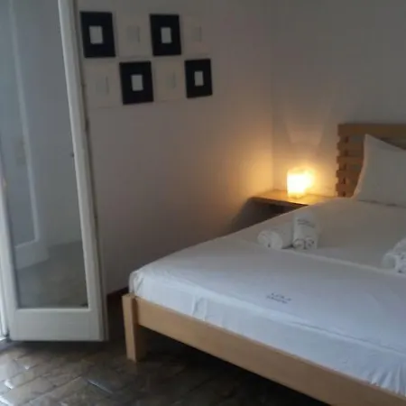 Mika アパート ナウサ